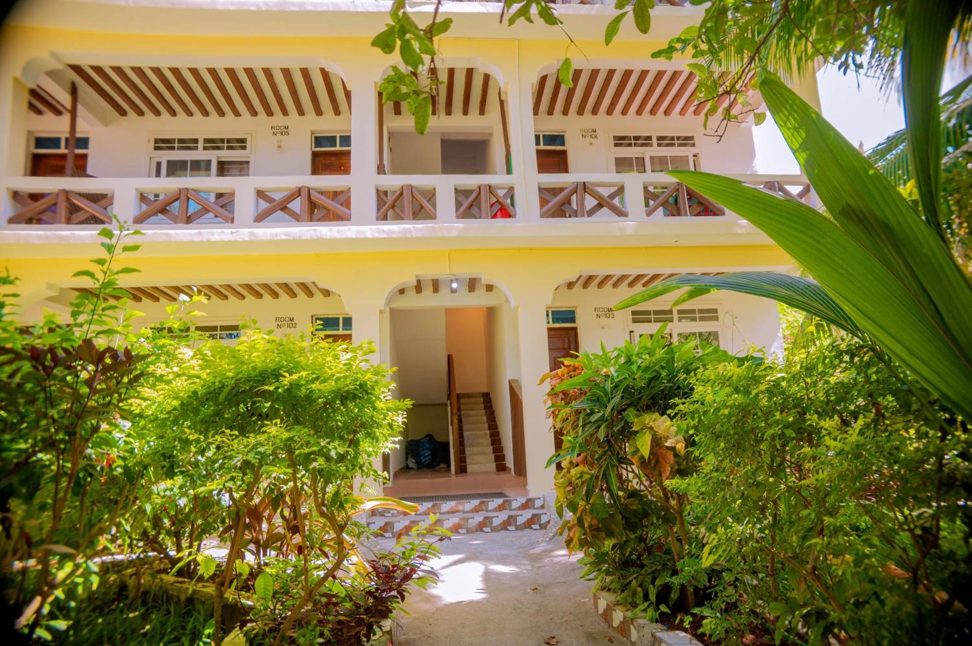 Baraka Beach Bungalows Nungwi Ngoại thất bức ảnh