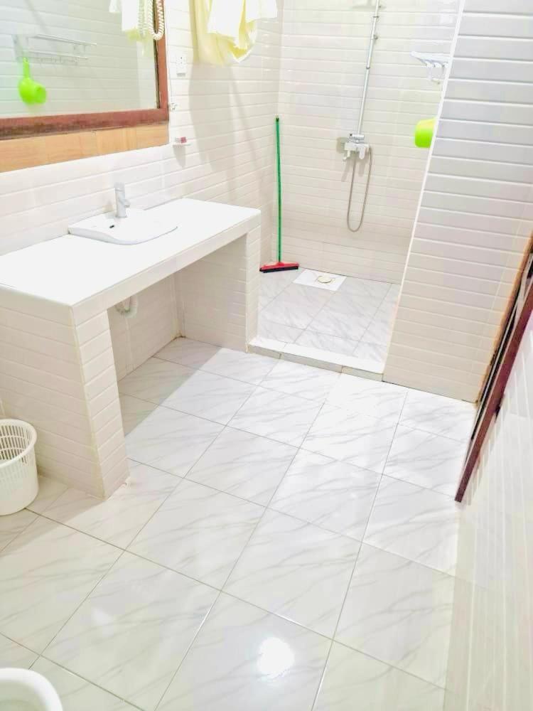 Baraka Beach Bungalows Nungwi Ngoại thất bức ảnh