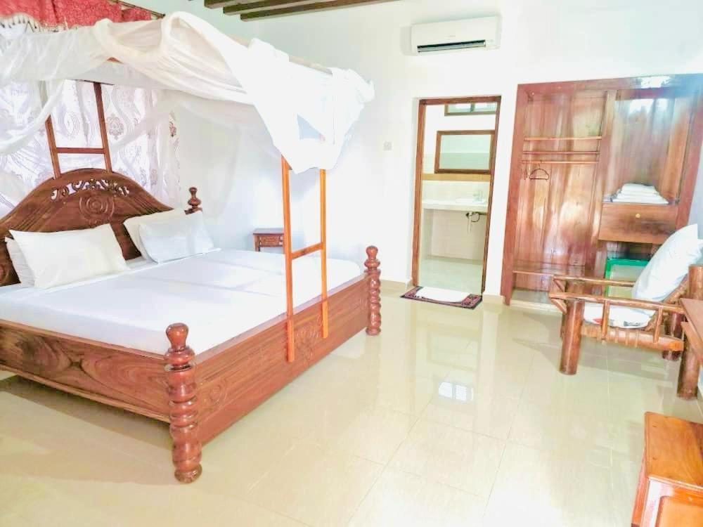 Baraka Beach Bungalows Nungwi Ngoại thất bức ảnh